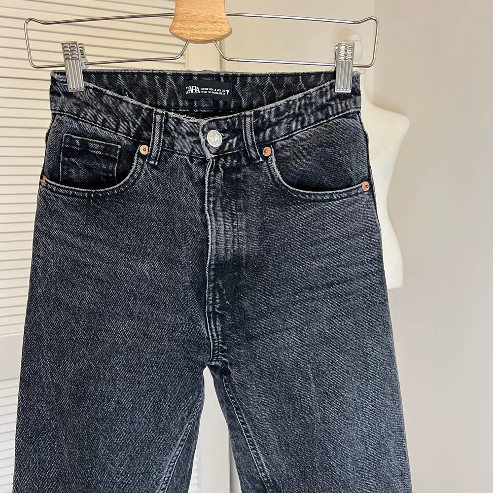Zara mom jeans dark gray acid wash size 32